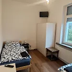 Exklusives Work And Naehe Olpe, Attendorn Und 3 Schlafzimmer 6 Betten , Kueche, Bad