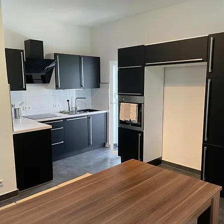 Exklusives Work And Naehe Olpe, Attendorn Und 3 Schlafzimmer 6 Betten , Kueche, Bad Finnentrop