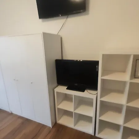 Exklusives Work And Naehe Olpe, Attendorn Und 3 Schlafzimmer 6 Betten , Kueche, Bad