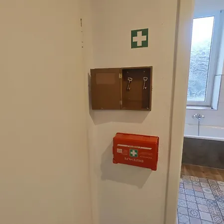 Exklusives Work And Naehe Olpe, Attendorn Und 3 Schlafzimmer 6 Betten , Kueche, Bad *