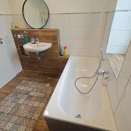 Exklusives Work And Naehe Olpe, Attendorn Und 3 Schlafzimmer 6 Betten , Kueche, Bad Finnentrop