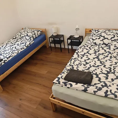 Exklusives Work And Naehe Olpe, Attendorn Und 3 Schlafzimmer 6 Betten , Kueche, Bad Finnentrop