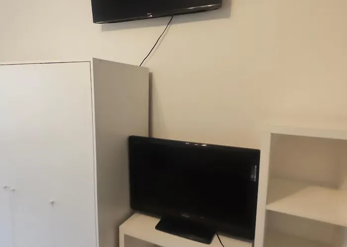 Exklusives Work And Naehe Olpe, Attendorn Und 3 Schlafzimmer 6 Betten , Kueche, Bad *