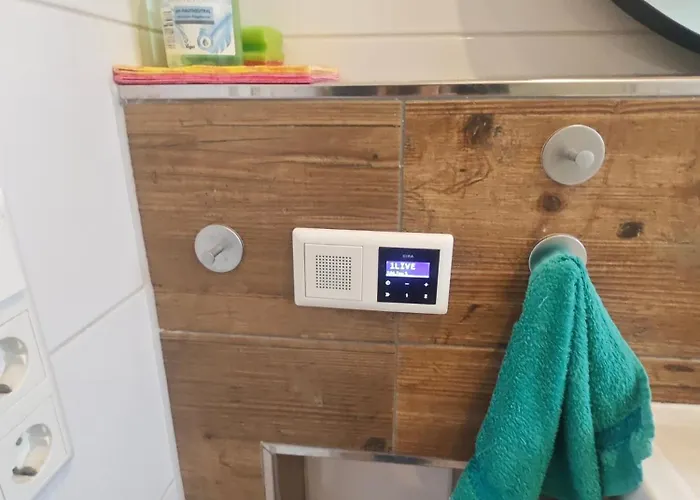 Exklusives Work And Naehe Olpe, Attendorn Und 3 Schlafzimmer 6 Betten , Kueche, Bad *