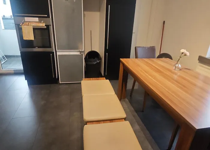 Exklusives Work And Naehe Olpe, Attendorn Und 3 Schlafzimmer 6 Betten , Kueche, Bad *