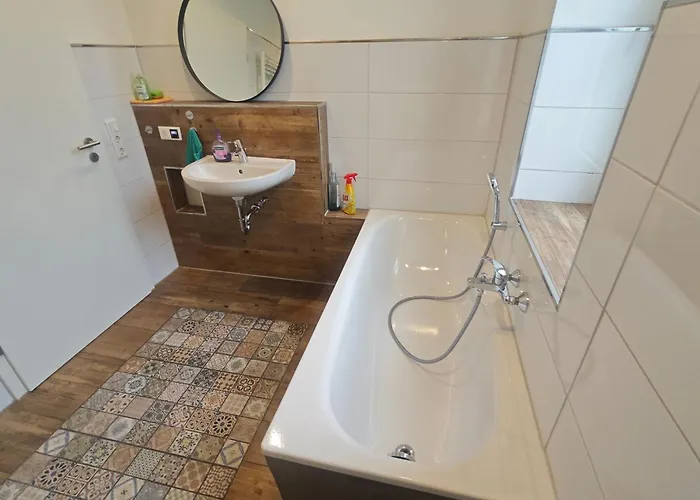 Exklusives Work And Naehe Olpe, Attendorn Und 3 Schlafzimmer 6 Betten , Kueche, Bad Finnentrop