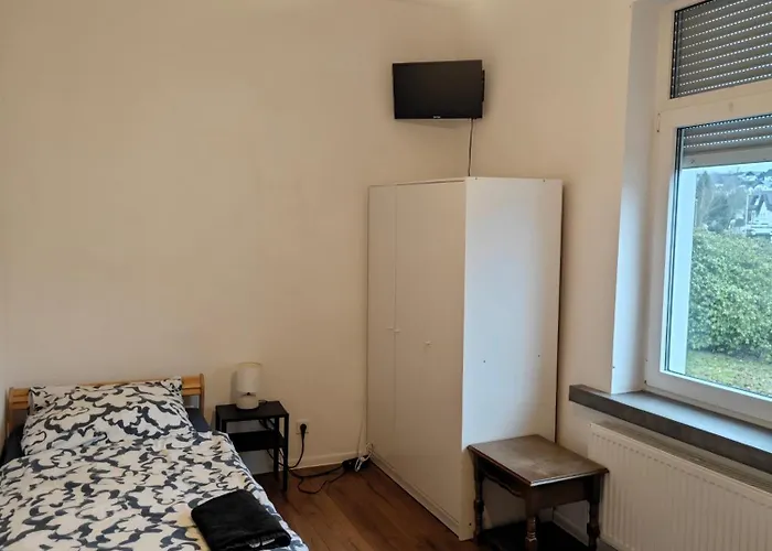 Exklusives Work And Naehe Olpe, Attendorn Und 3 Schlafzimmer 6 Betten , Kueche, Bad * Finnentrop