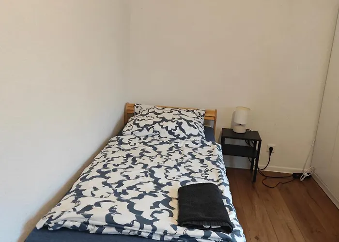 Exklusives Work And Naehe Olpe, Attendorn Und 3 Schlafzimmer 6 Betten , Kueche, Bad *